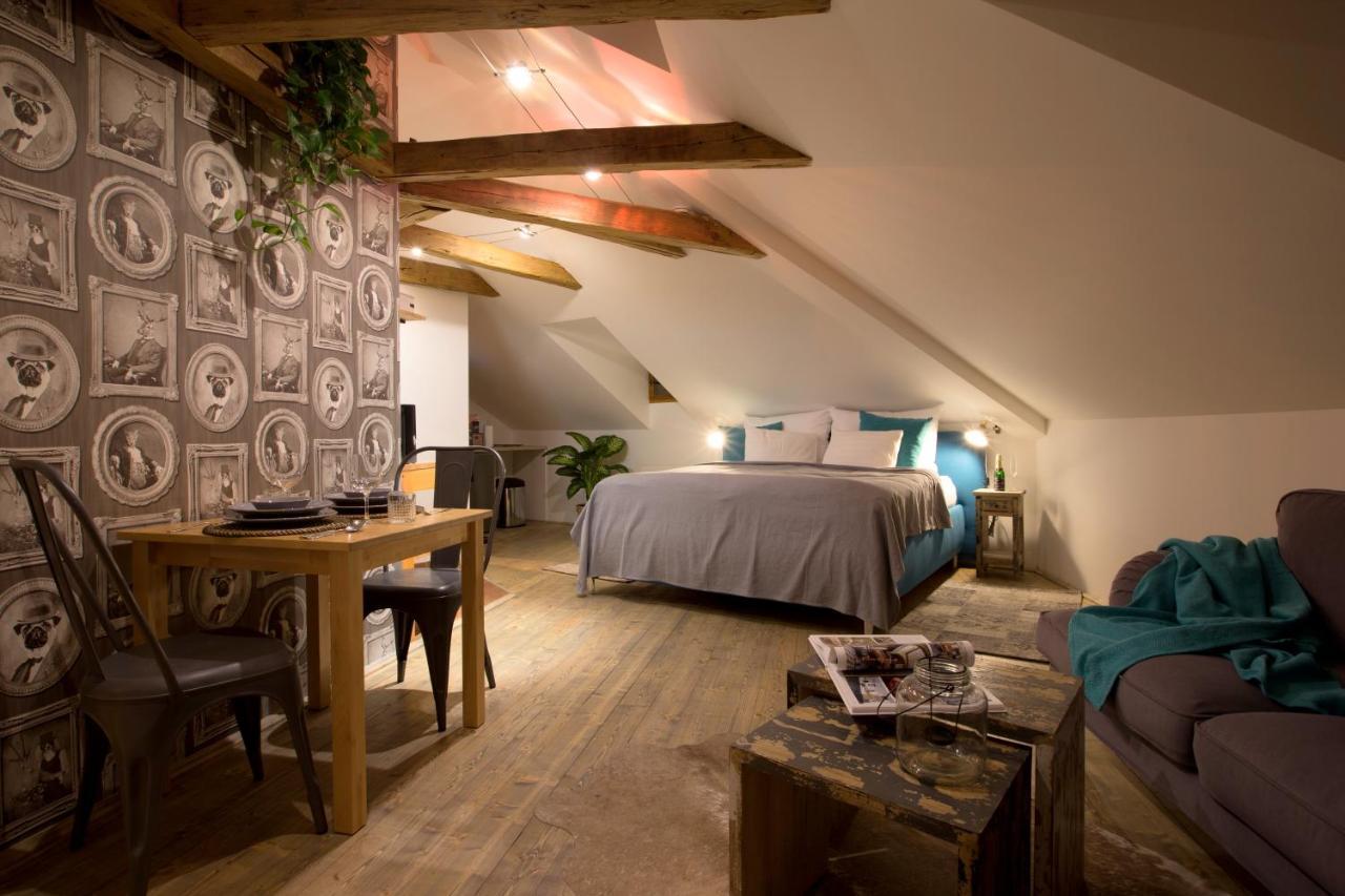 Romantic Bohemian In Old Town * Praha